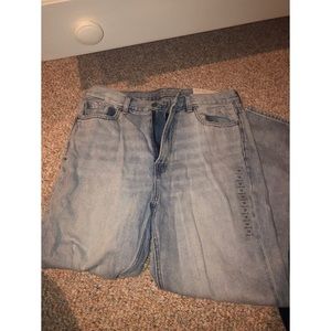 American Eagle Mom Jeans